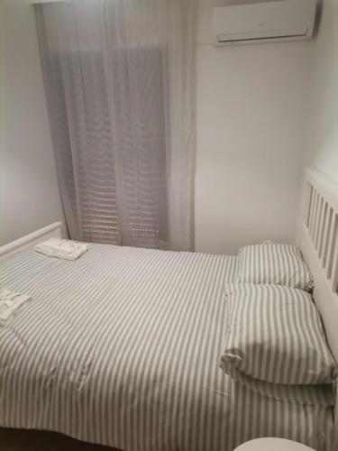 S & K Apartment Free Indoor Parking เอเธนส์ ภายนอก รูปภาพ